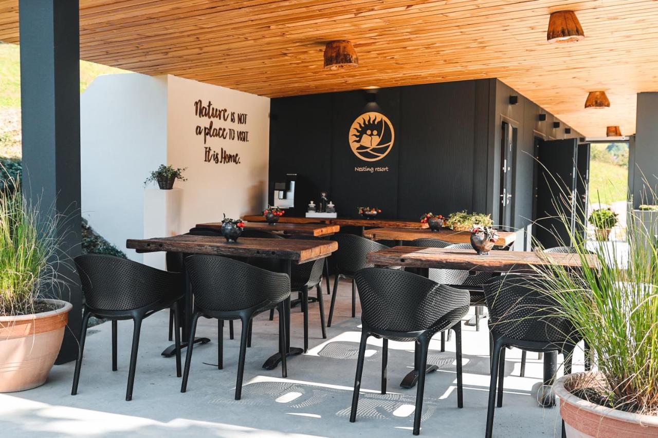 Nesting Resort - Homestead Soncni Raj Maribor Buitenkant foto